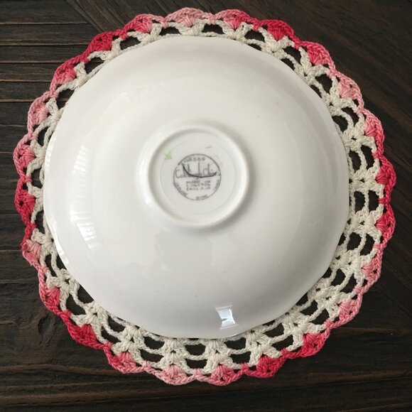 Colclough Pastel Spring Flowers English Bone China Teacup & Saucer Set - Picture 5 of 11